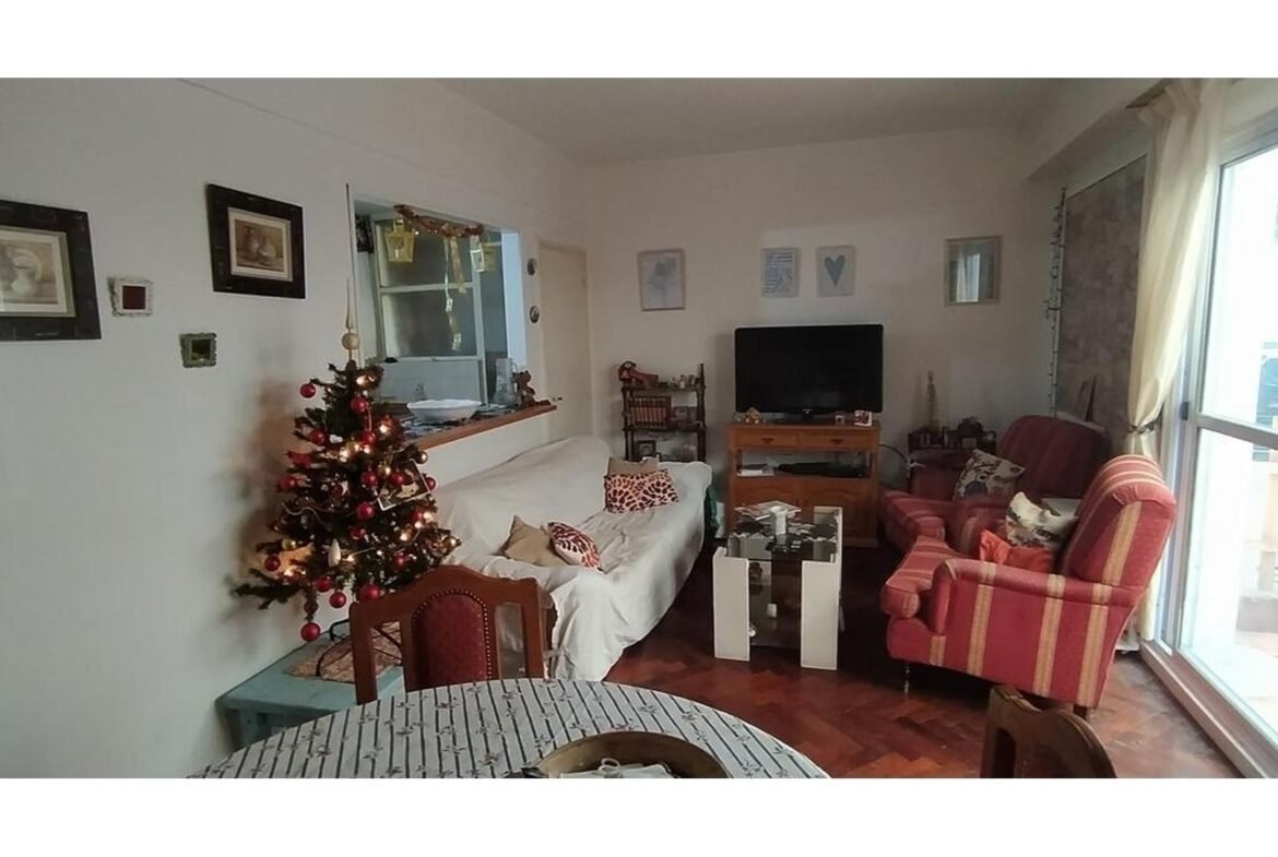 Esmeralda Al 900 1°  – USD185.000 – Departamento – en Venta
