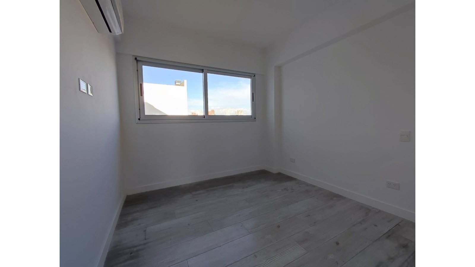 extra_large_66905c404e9e9-1 Burela 3200 4° – USD340.000 – Departamento – en Venta
