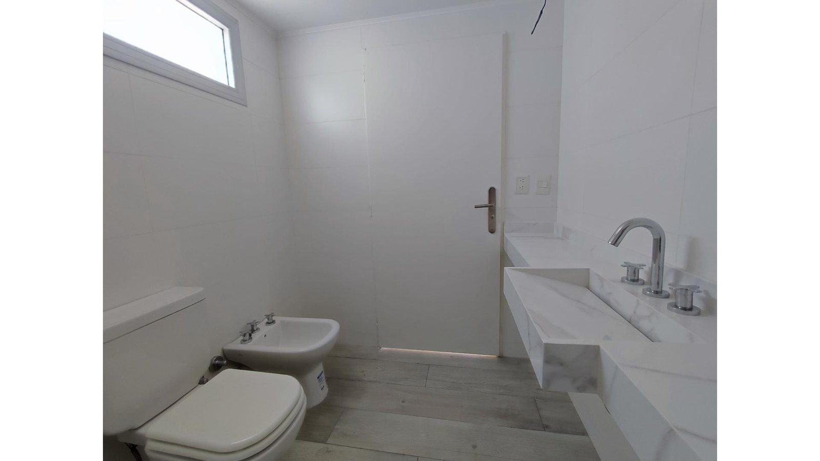 extra_large_66905c40b043e-2 Burela 3200 4° – USD340.000 – Departamento – en Venta