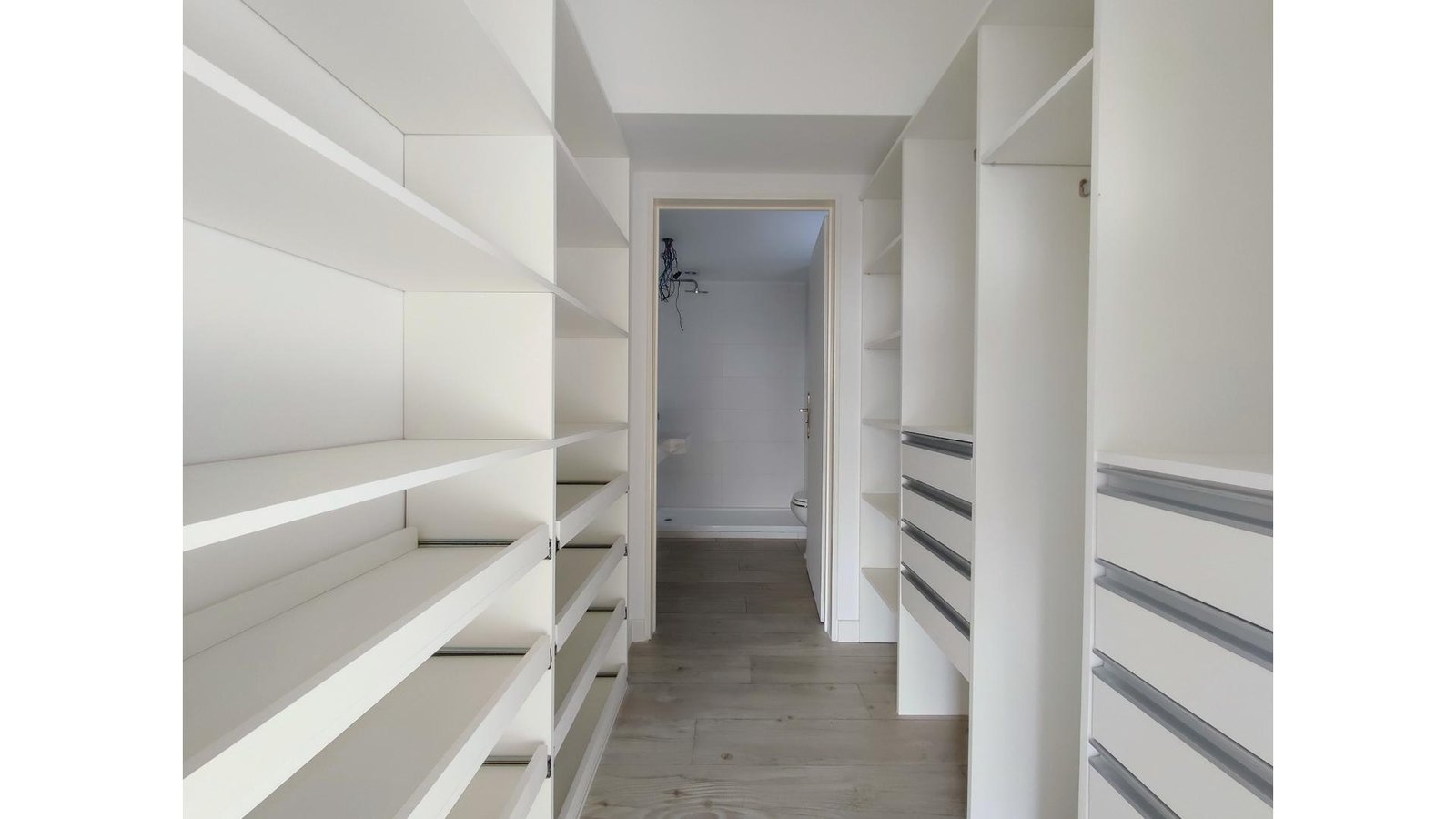 extra_large_66905c4106aa4-1 Burela 3200 4° – USD340.000 – Departamento – en Venta