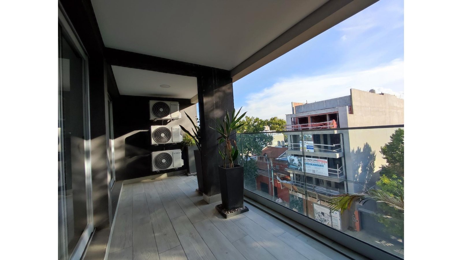 extra_large_66905c43def28-1 Burela 3200 4° – USD340.000 – Departamento – en Venta
