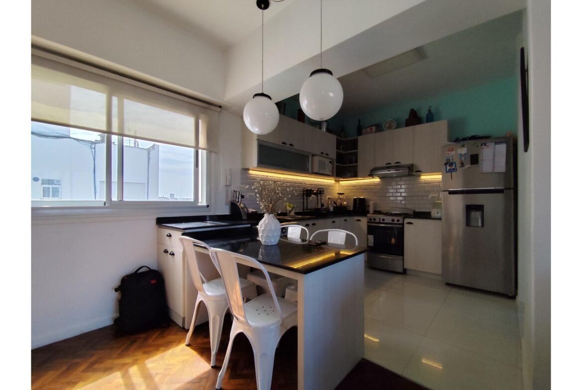Rivadavia 2100 13°  – USD117.000 – Departamento – en Venta