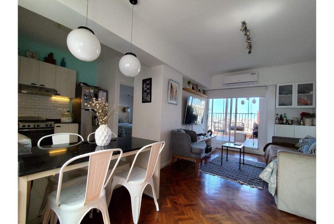 Rivadavia 2100 13°  – USD117.000 – Departamento – en Venta