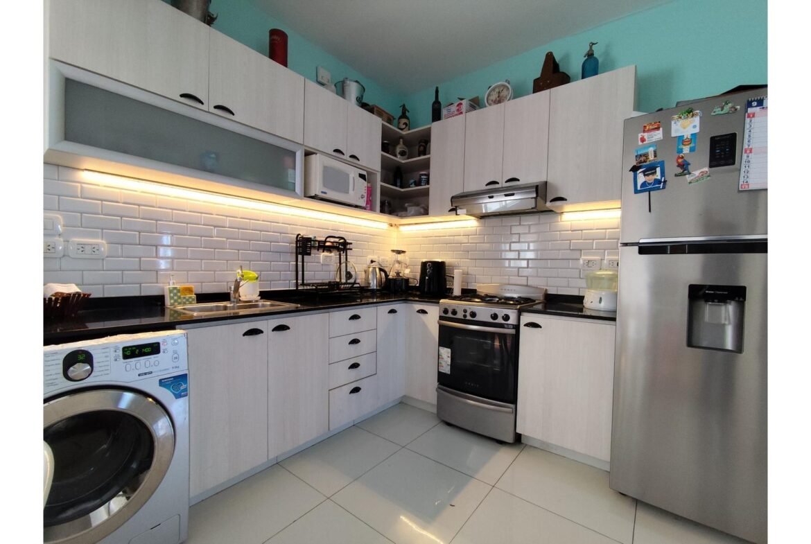 Rivadavia 2100 13°  – USD117.000 – Departamento – en Venta