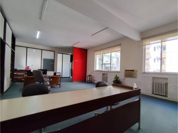 Viamonte 800 6°  – USD145.000 – Oficina – en Venta