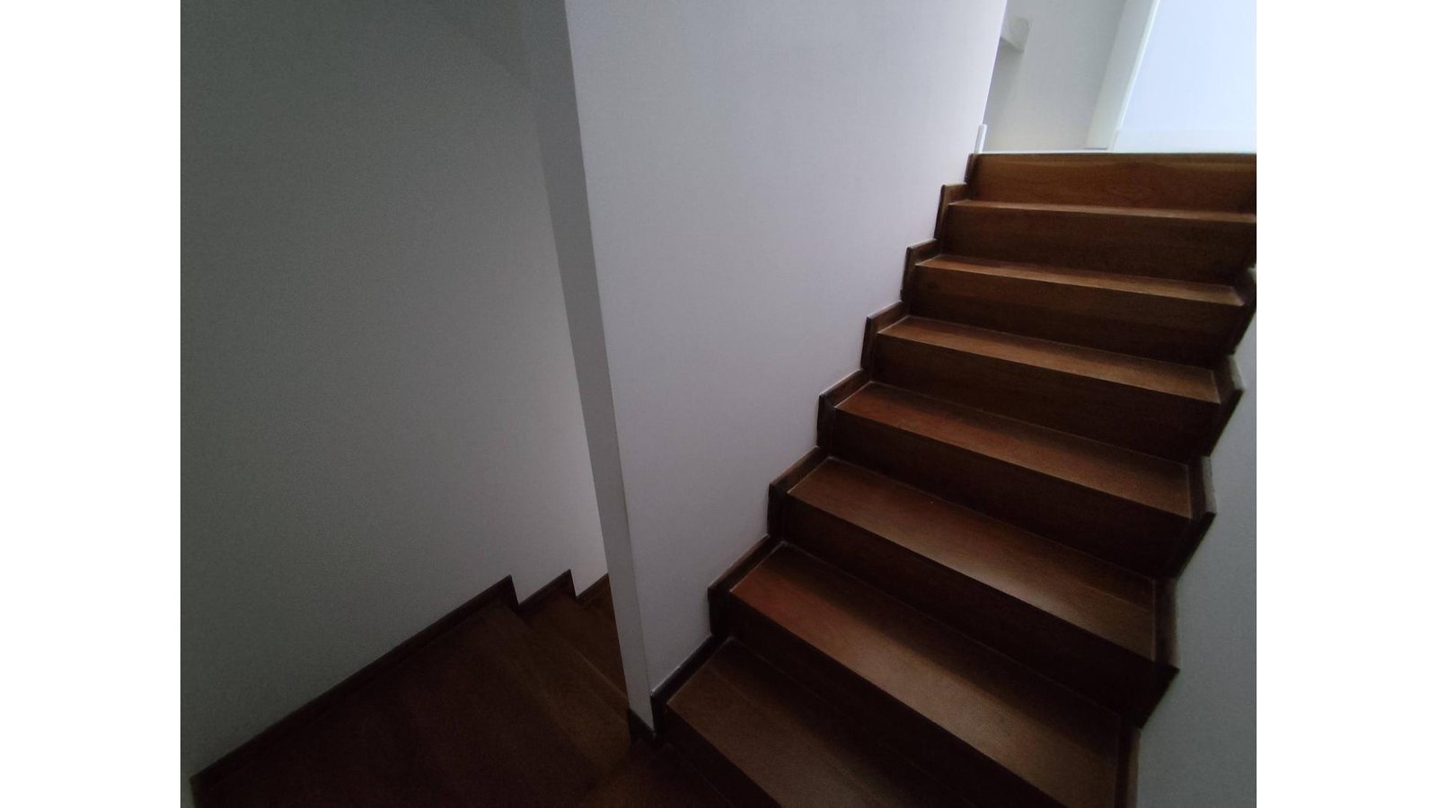 extra_large_679e3bc8c081e-1 Burela 3200 4° – USD390.000 – Tipo Casa PH – en Venta