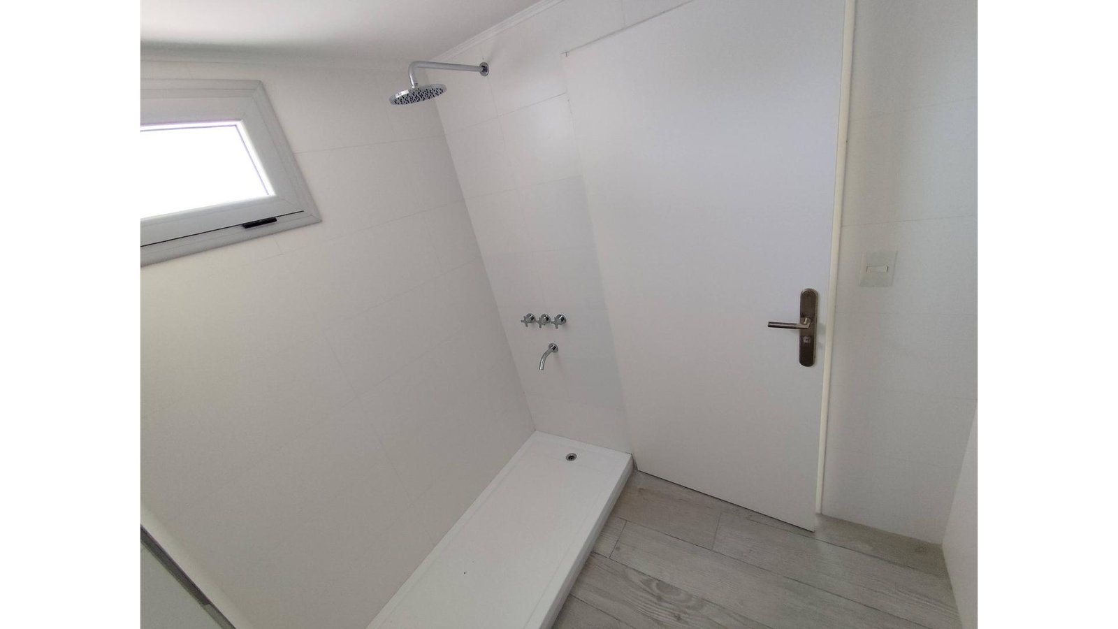 extra_large_679e3bc975f74-2 Burela 3200 4° – USD390.000 – Tipo Casa PH – en Venta