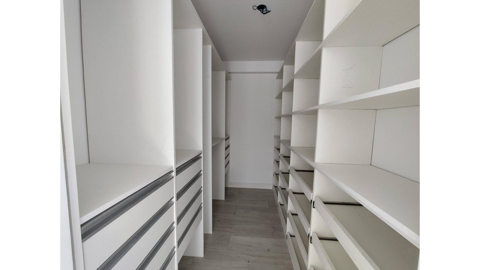 extra_large_679e3bc97a94c-1 Burela 3200 4° – USD390.000 – Tipo Casa PH – en Venta