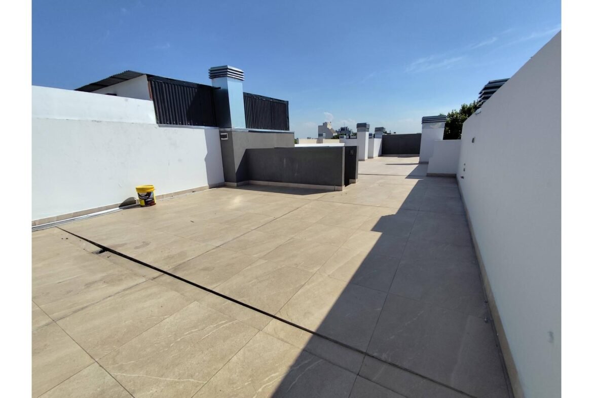 Burela 3200 4°  – USD390.000 – Tipo Casa PH – en Venta