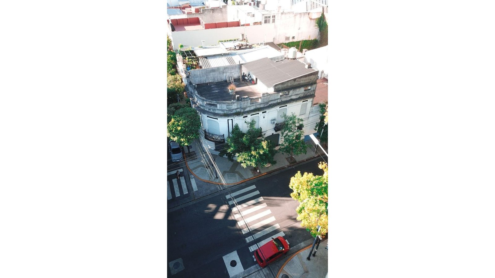 extra_large_6926475e6e83c-1 Marmol, Jose 300 – USD395.000 – Casa – en Venta