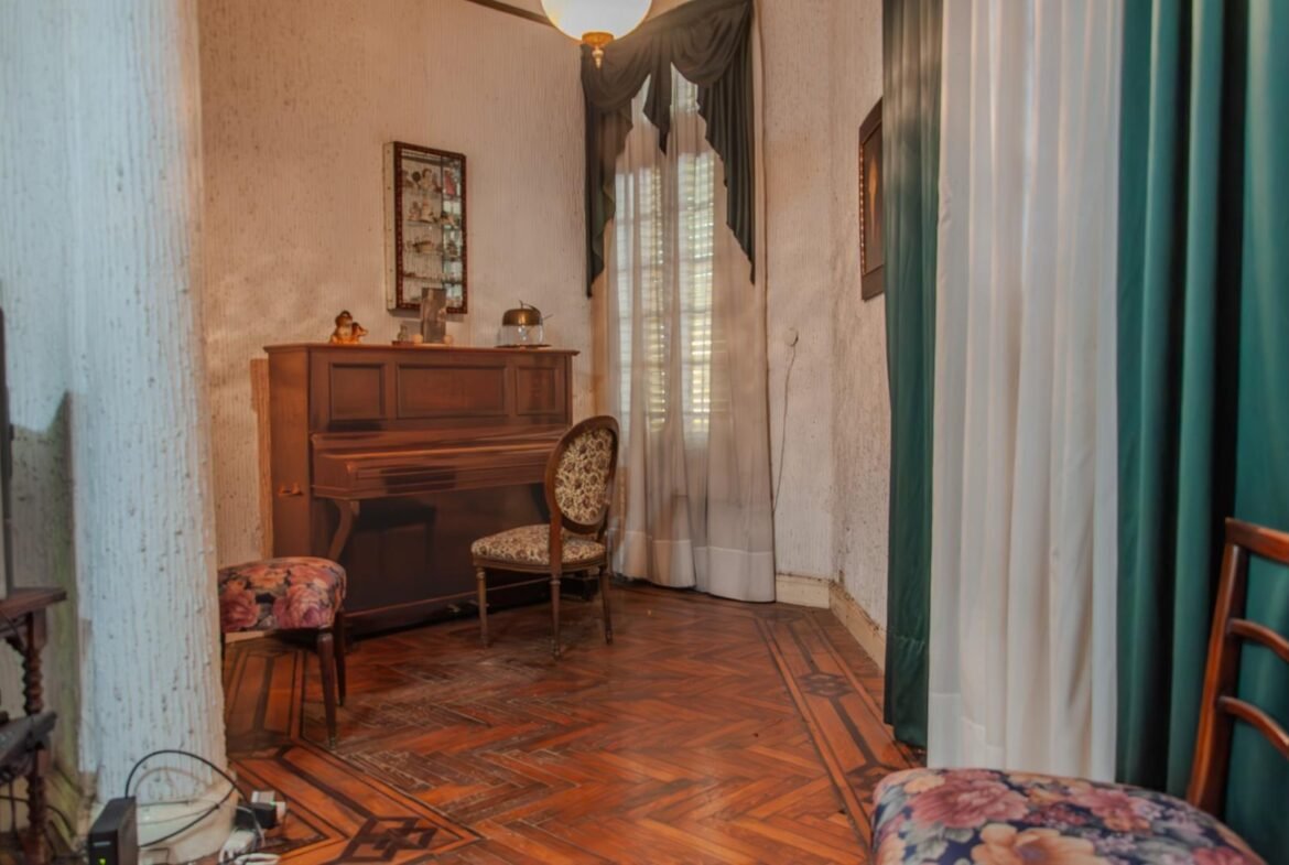 Marmol, Jose 300 – USD395.000 – Casa – en Venta