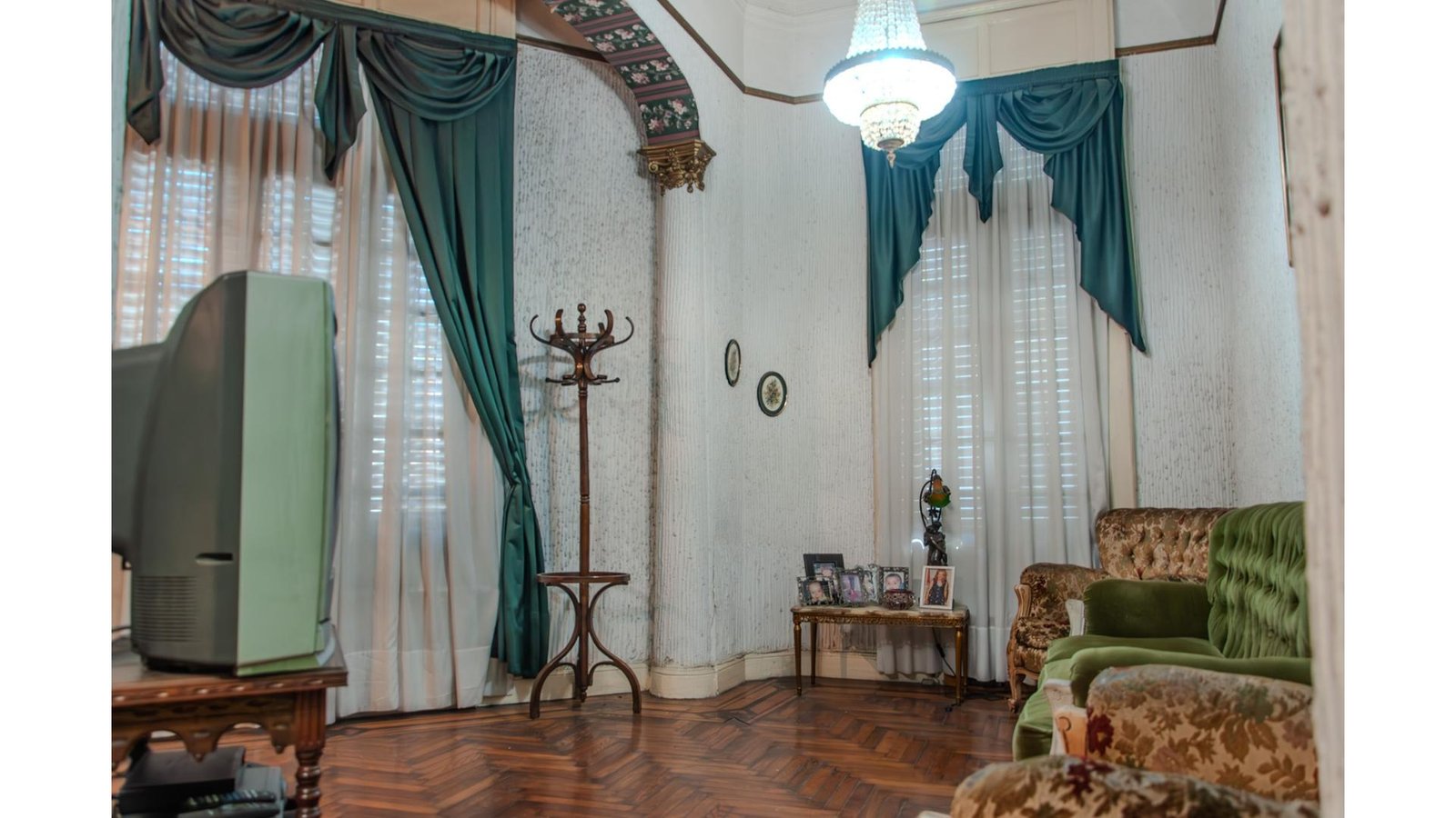 extra_large_6926475f87cc8-1 Marmol, Jose 300 – USD395.000 – Casa – en Venta