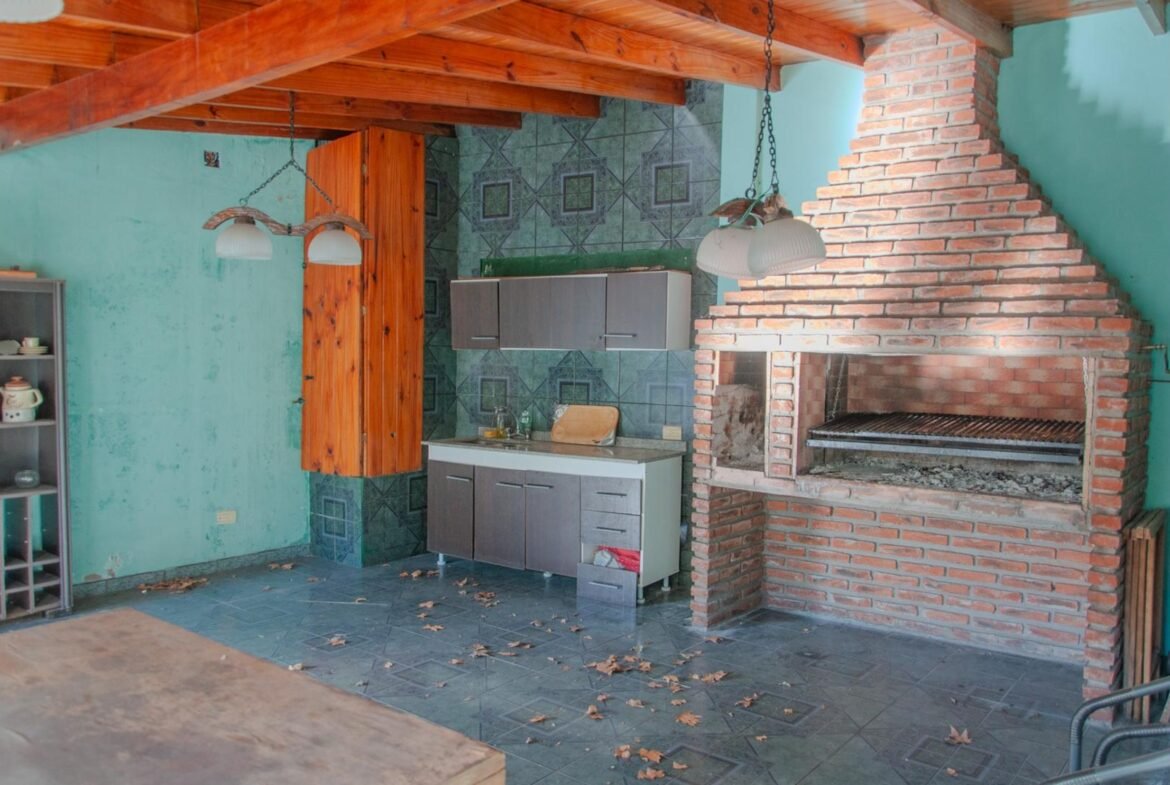 Marmol, Jose 300 – USD395.000 – Casa – en Venta